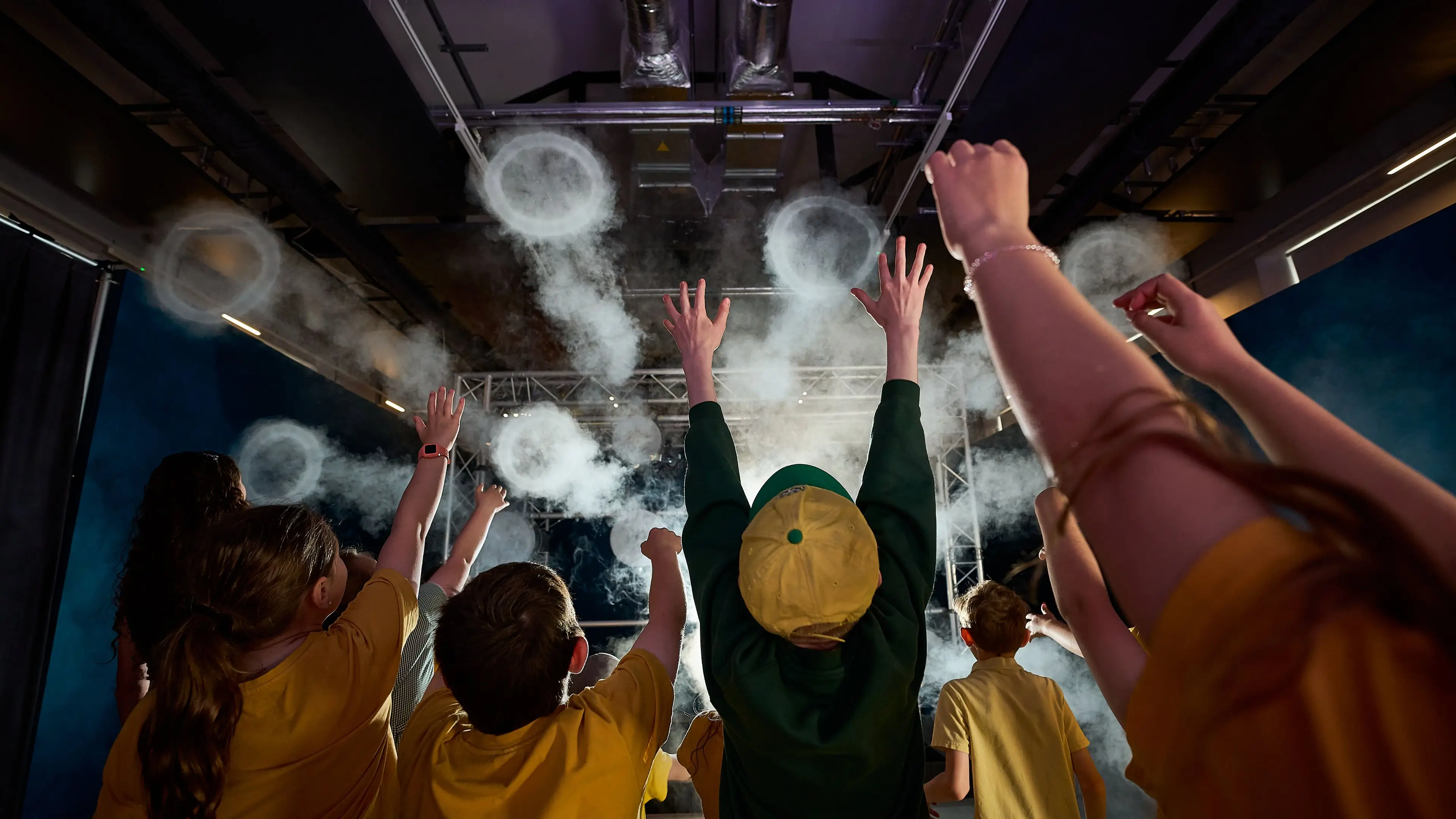 STEAM TO THE FUTURE 未来への蒸気